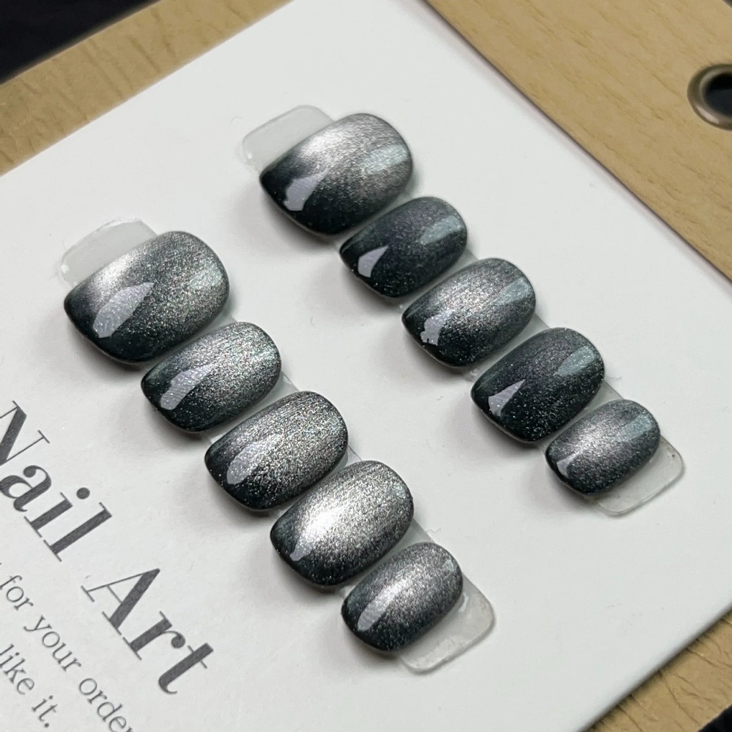 Handmade Cat-eye Press on Nails Short False Nails Full Cover Stick on Nail Tips Artificial Reusable Fake Nails for Women