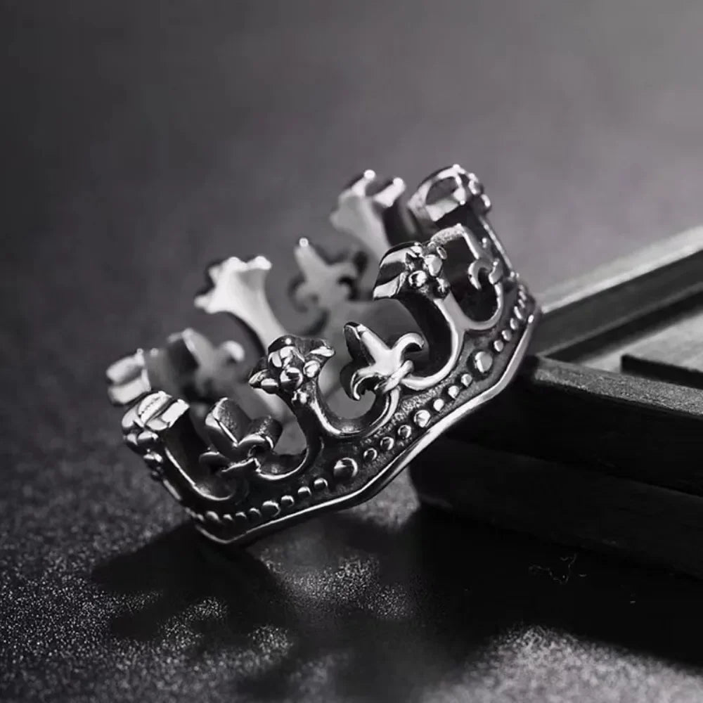 Classic Retro Crown King Ring Personalized Creative Fashion Trend Punk Ring Men and Women Niche Street Party Ring Gift Jewelry