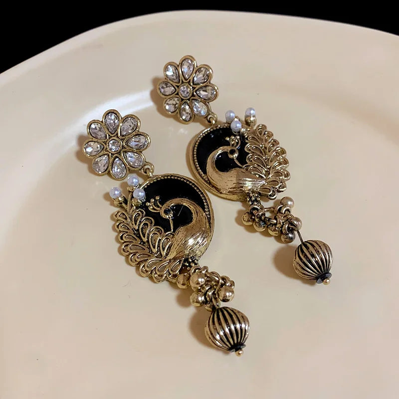 2024 Vintage Pearl Earrings for Women Steel Needle Peacock Drop Oil Round Fringe Drop Earring Party Fashion Jewelry Gifts
