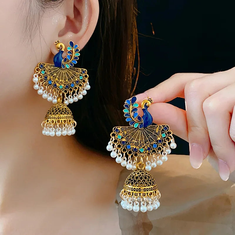 2024 Vintage Pearl Earrings for Women Steel Needle Peacock Drop Oil Round Fringe Drop Earring Party Fashion Jewelry Gifts