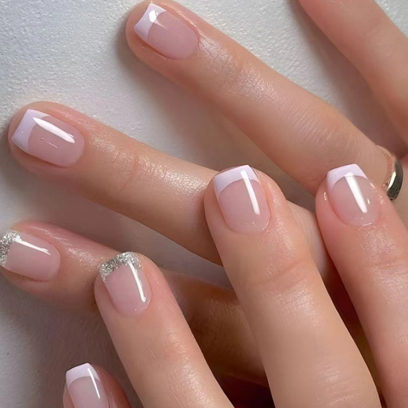 24pcs/set short square fake nails for women cute bride heart white french tips faux ongles y2k press on false nail supplies