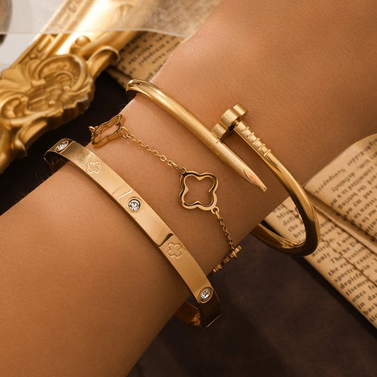 Luxurious Exquisite Flower Stainless Steel Bracelet Set Is Suitable For Travel, Parties, Banquets And Fashionable Jewelry