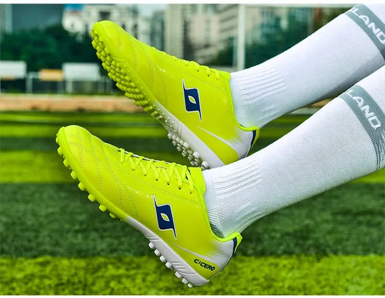 New Spring Summer Fashionable Children's Soccer Shoes Hard Bottom Running Shoes Grass Field Spike Training Shoes Child Shoes