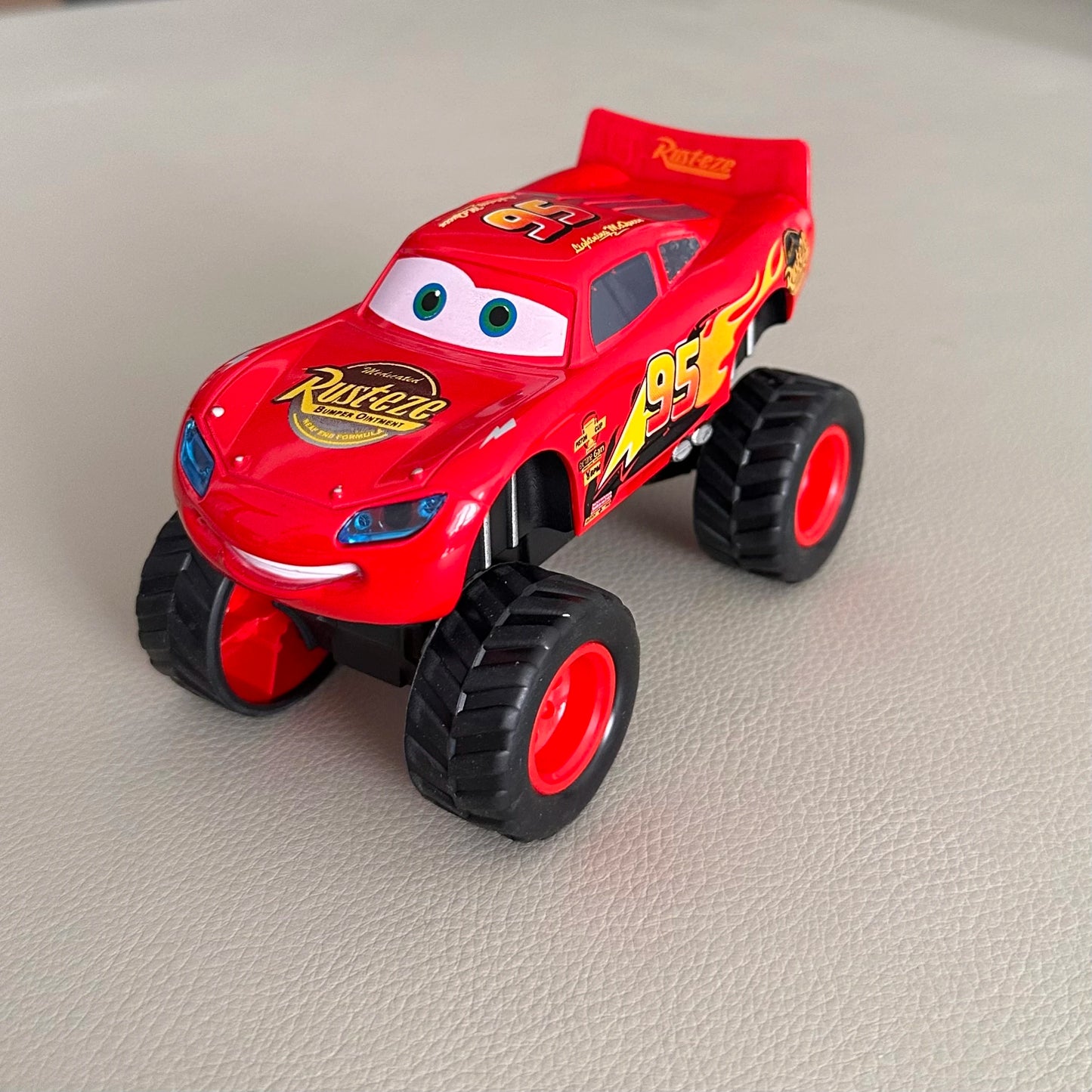 Disney Toy Story 4 Model Car Lightning McQueen