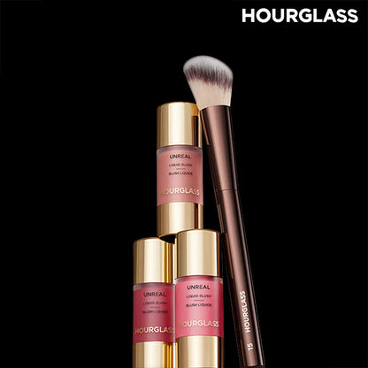 HOURGLASS No. 15 Liquid Blush Brush