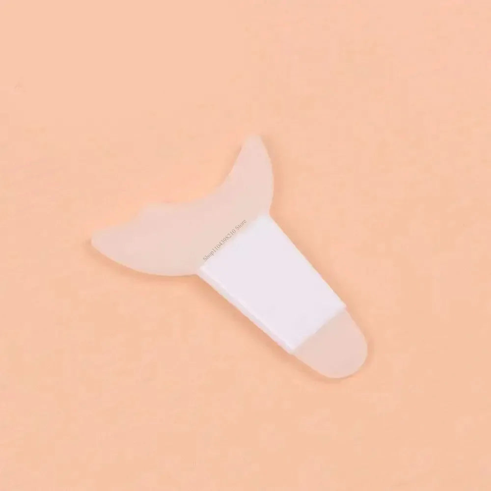 Multi-functional Silicone Eyeliner Stencils Eyes Makeup Assist Helper Aid Marscara Drawing Lipstick Wearing Reusable Beauty Tool
