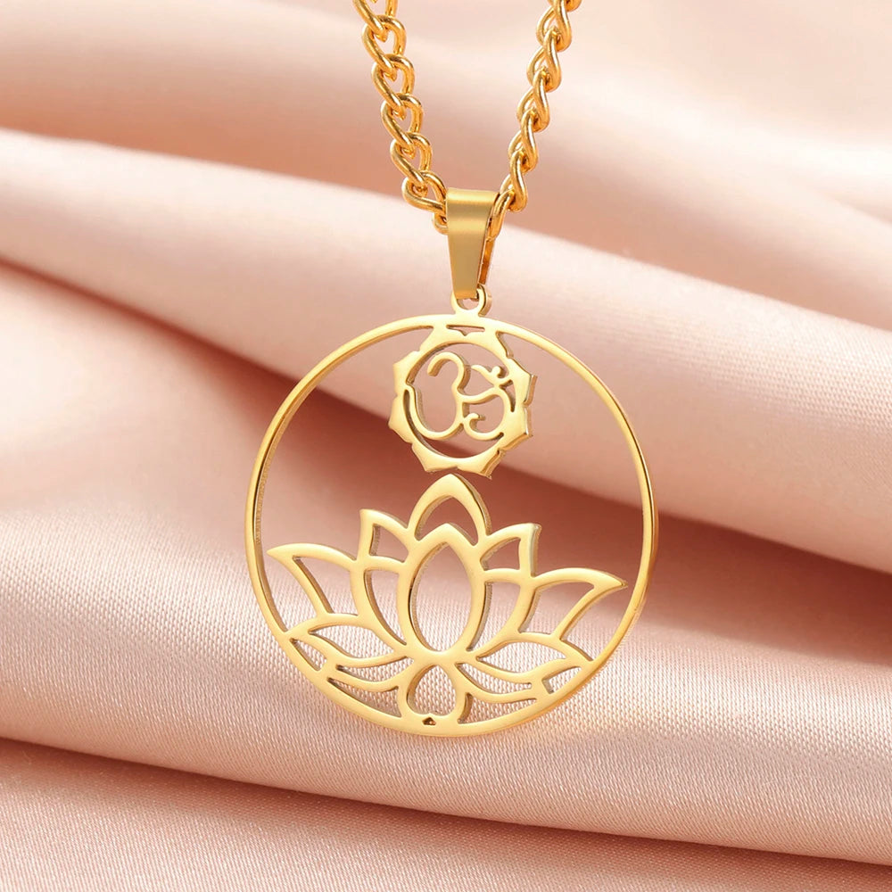 Dawapara India Tamil Om Symbol with Trident Pendant